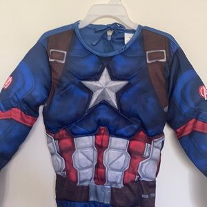 Costume. Captain America. Size 4T.